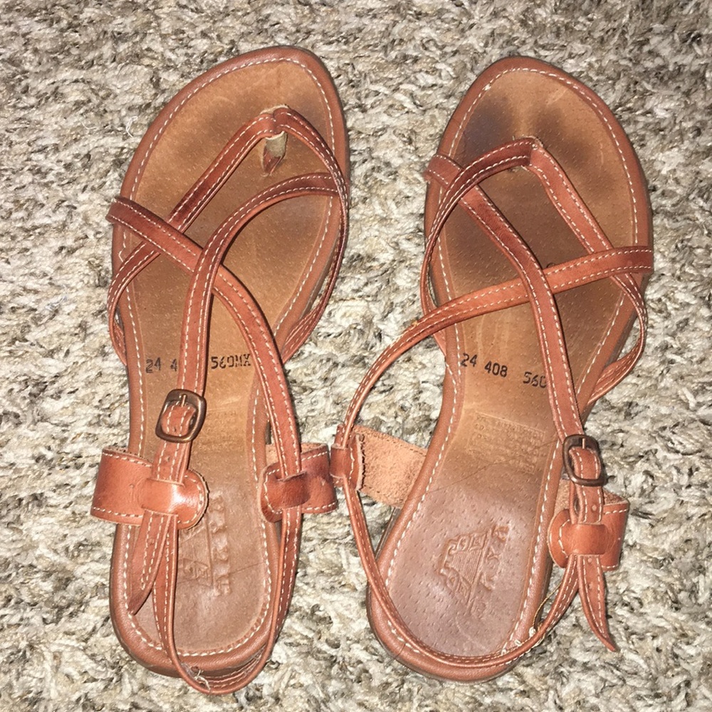 sandals/ huaraches